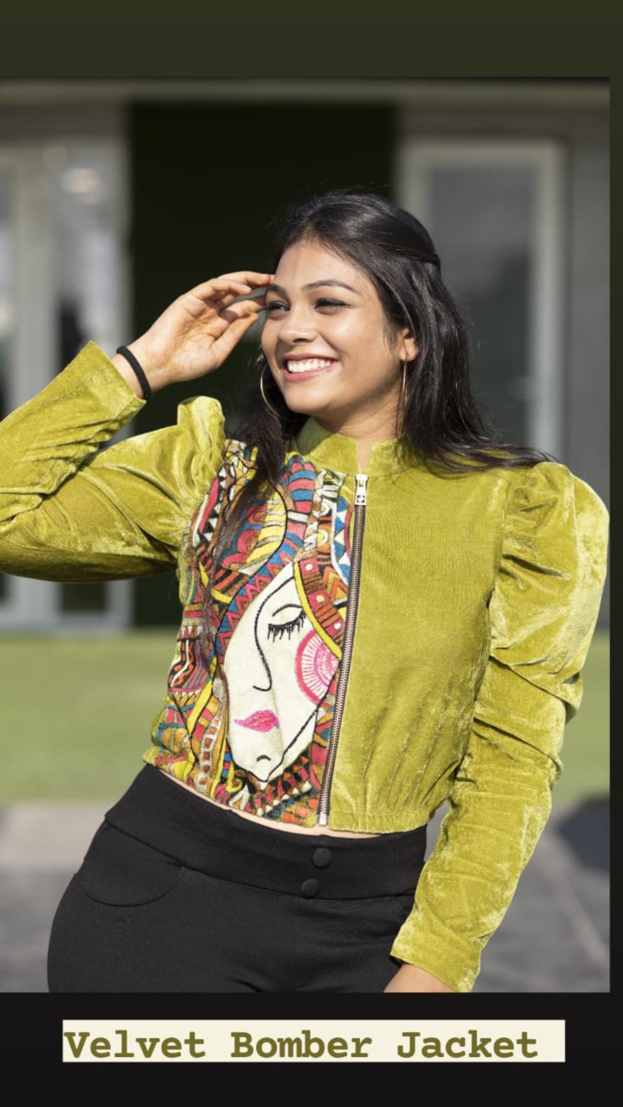 Rang-e-Noor Velvet Art Jacket – Handcrafted & Hand-Painted Perfection.