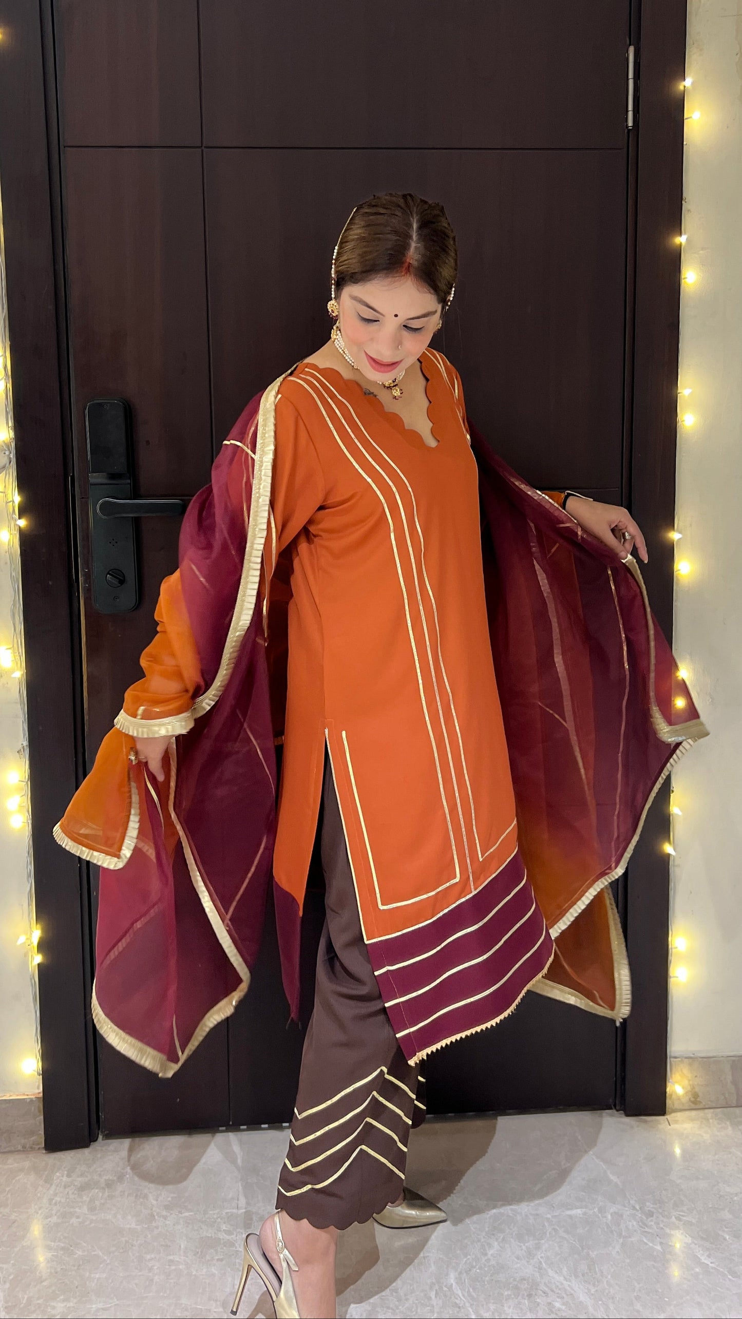 Zari Zehen – Rust Brown Suit with Organza Dupatta.