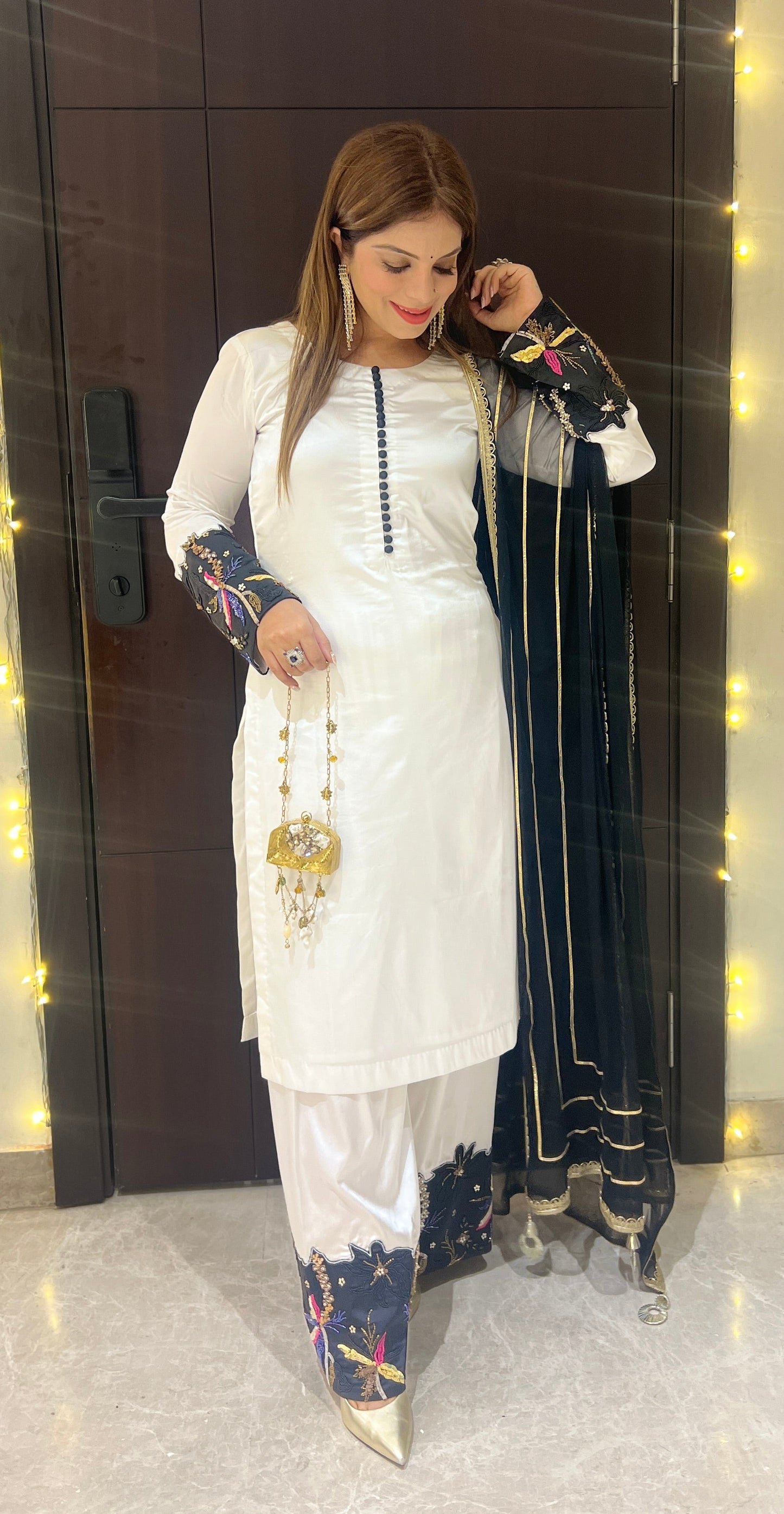 Noor-e-Safa - Classic White Pakistani Suit with Multi Colour Golden Detailing.