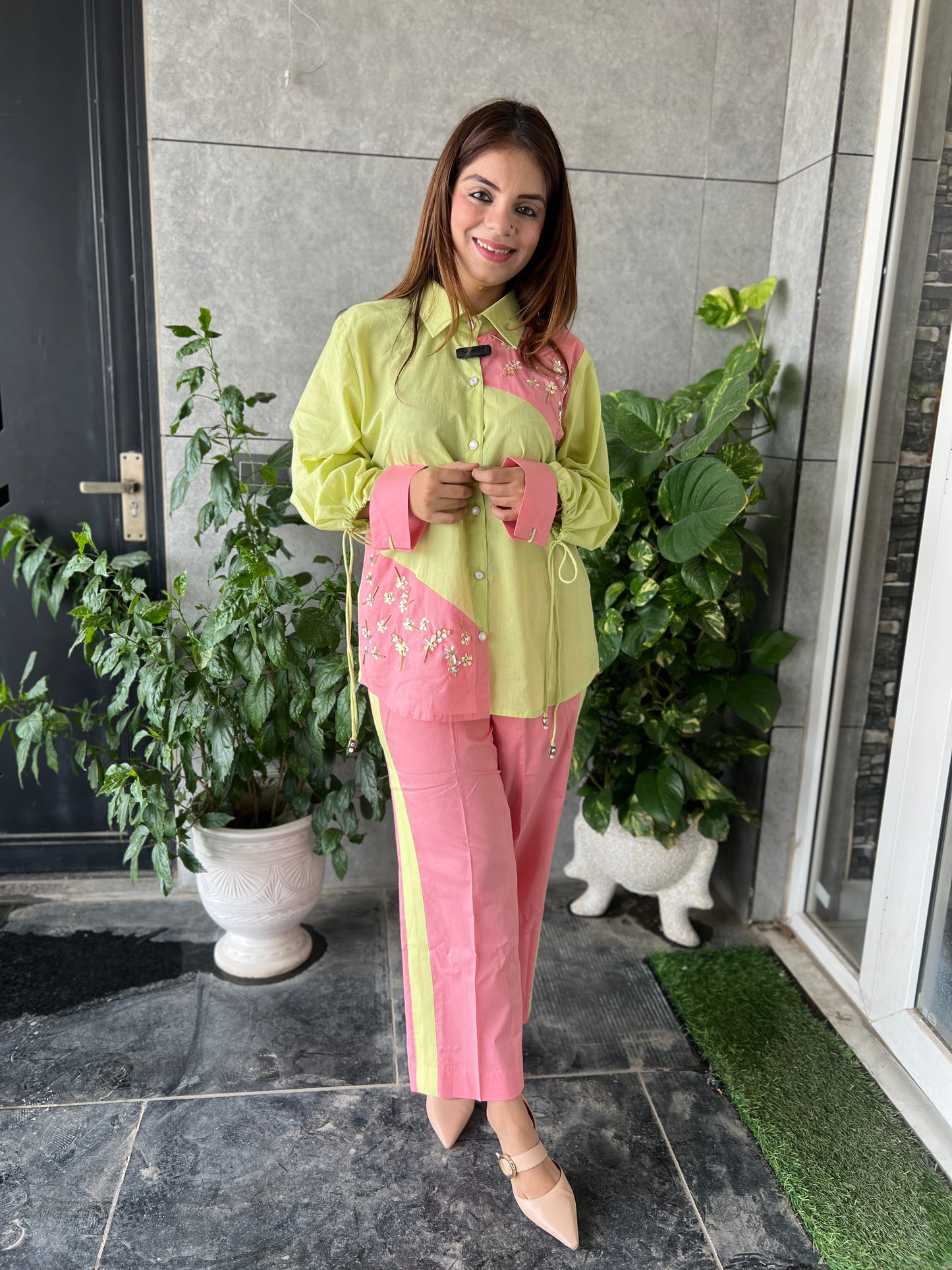 Mahnoor - Lime Green and Pink Colorblock Co-ord Set with Floral Embroidery – Stylish Fusion Wear for Women