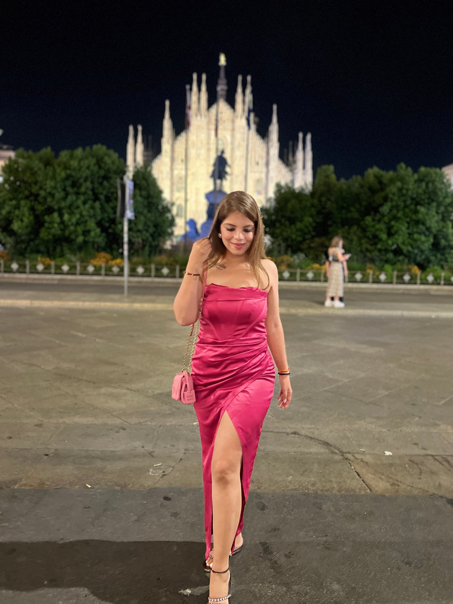 Saiba Luxe - Fuchsia Satin Bodycon Dress with Side Slit – Elegant Evening Wear for Women