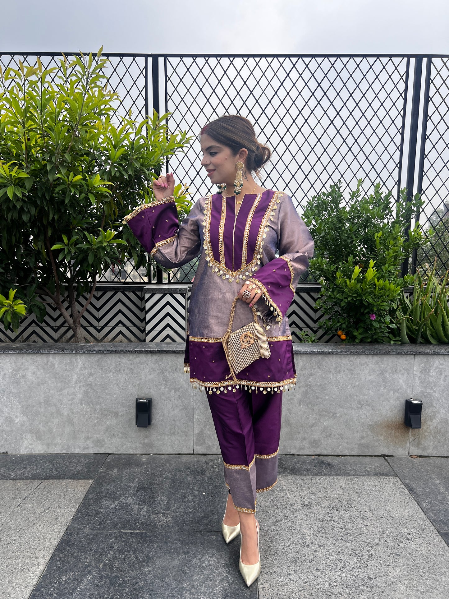 Shahi Nazakat - Purple Shimmer Tissue Traditional Ensemble Suit Set.