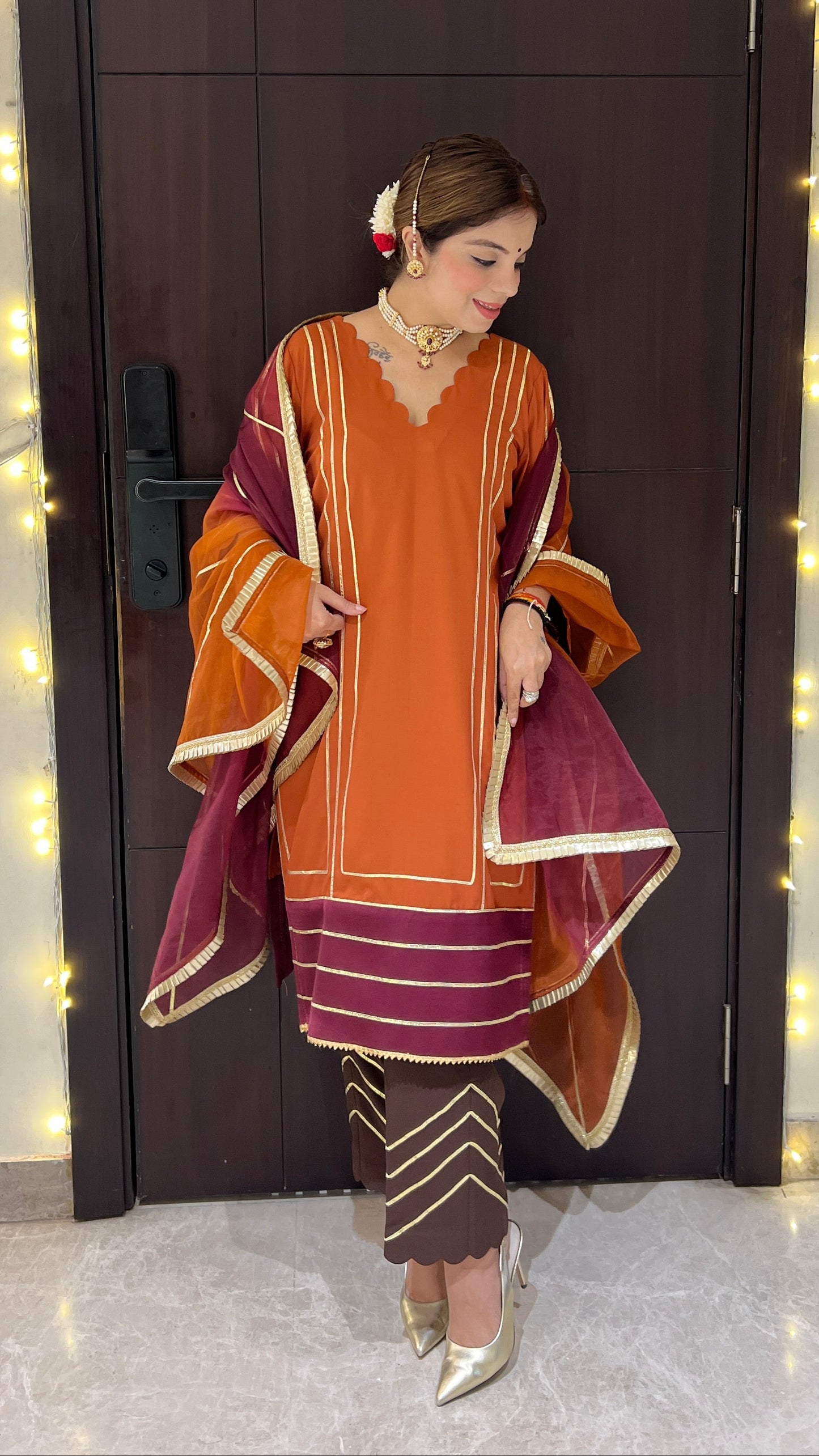 Zari Zehen – Rust Brown Suit with Organza Dupatta.