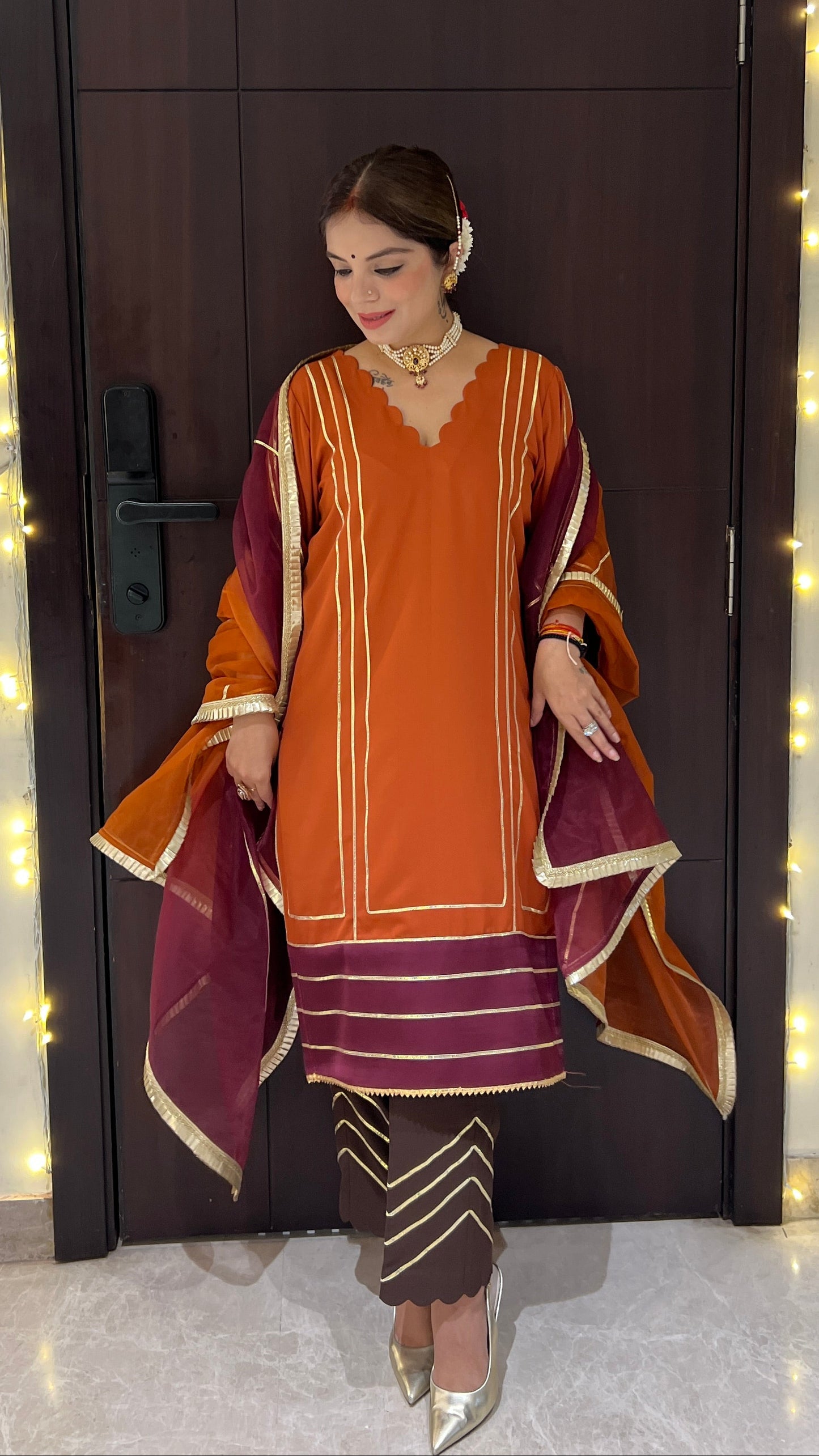 Zari Zehen – Rust Brown Suit with Organza Dupatta.