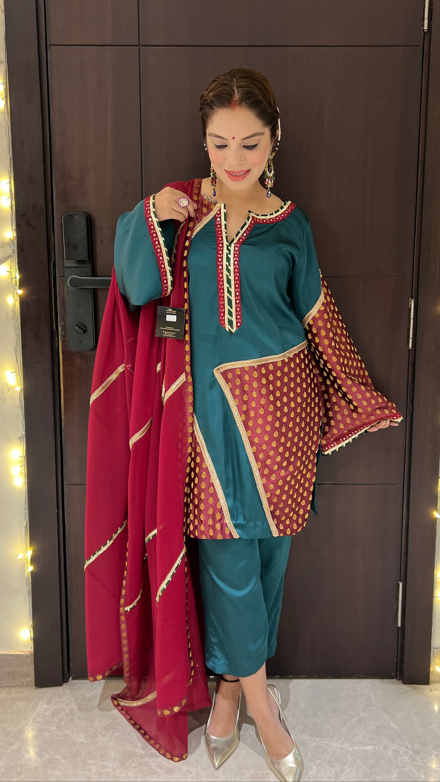 Ishya - Teal Kurta Pant Set with Contrasting Maroon Dupatta.
