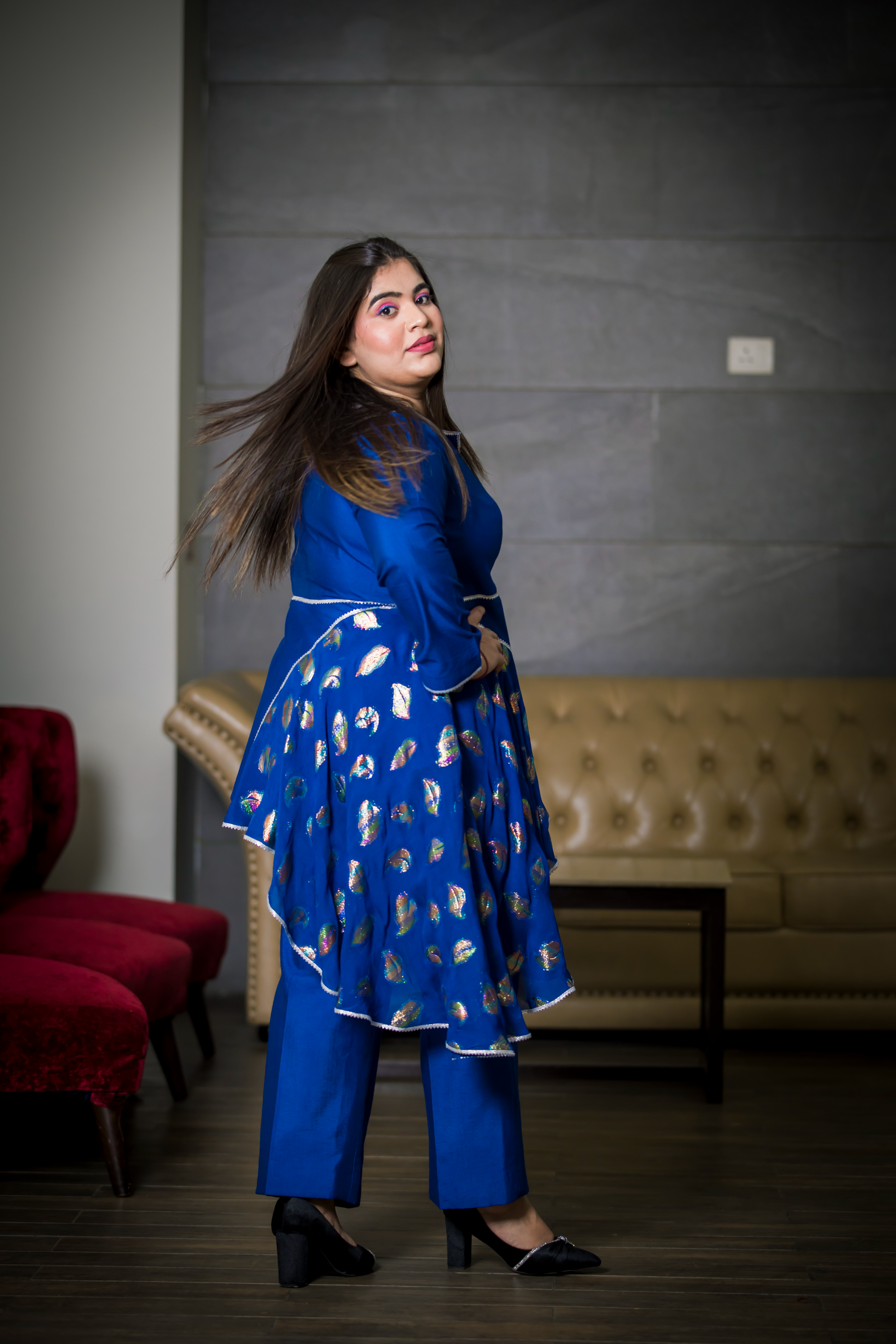 “Elegant blue women’s ensemble with delicate floral embroidery – festive occasion wear”


