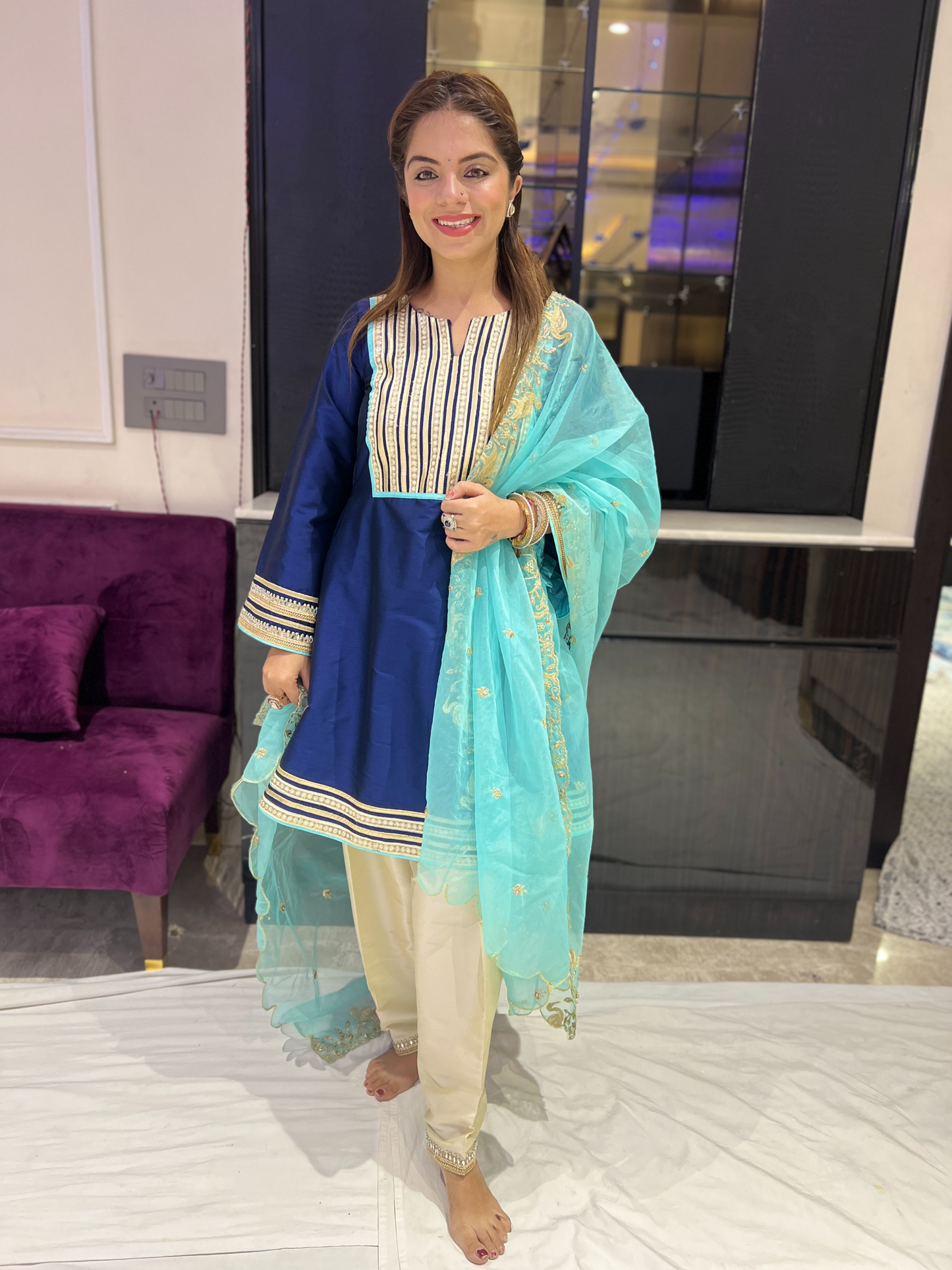 Heer Ranjhana – Blue & Cream Embroidered Winter Suit