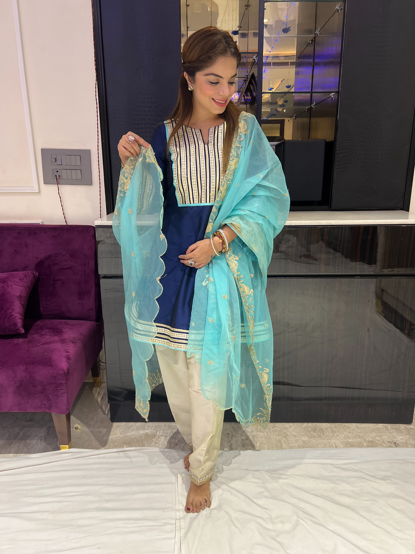 Heer Ranjhana – Blue & Cream Embroidered Winter Suit