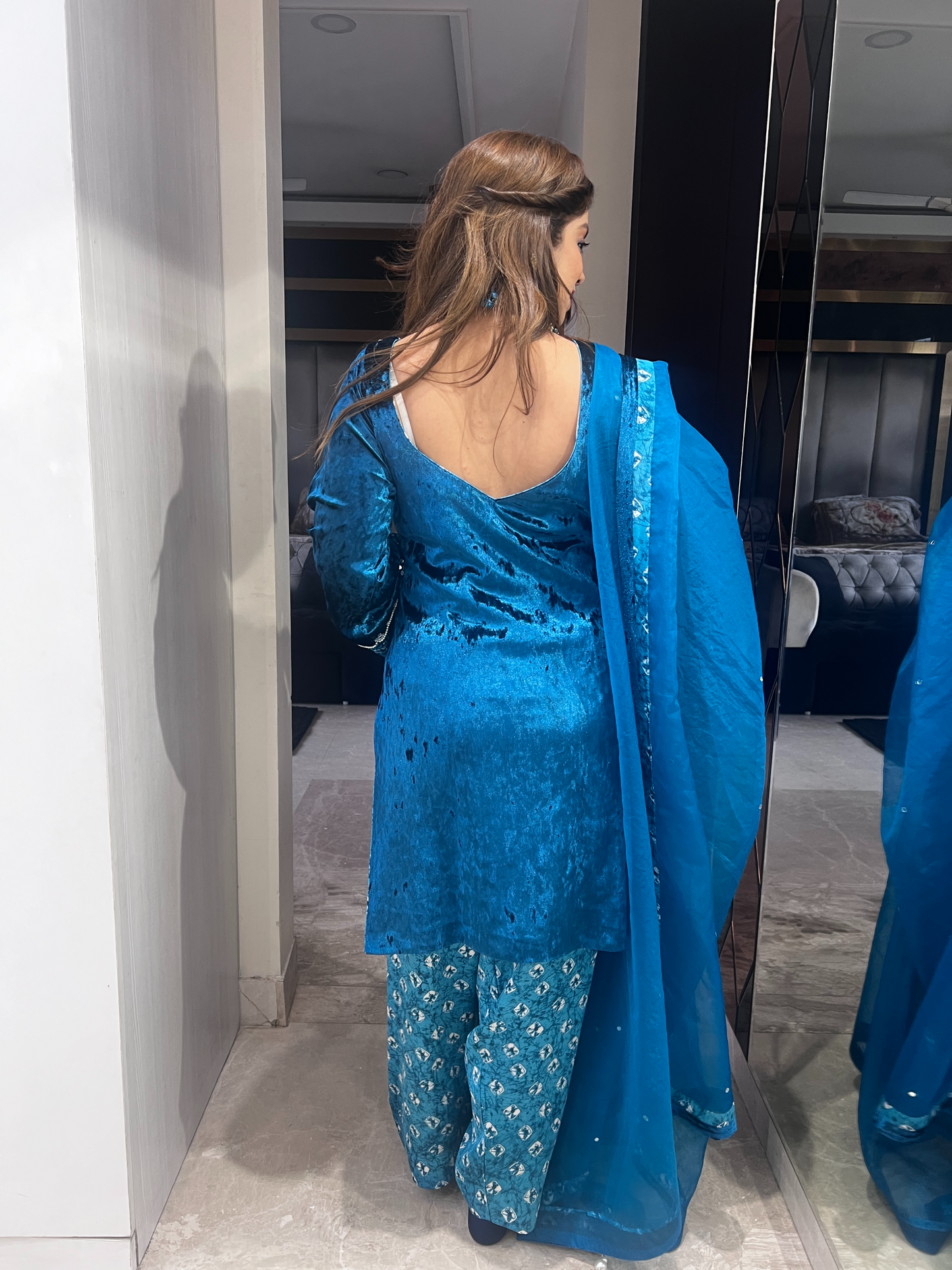 Gul-e-Velvet :Exquisite & Graceful Salwar Suit for Weddings
