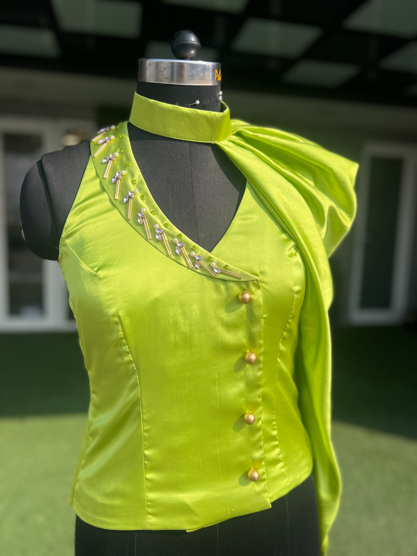 One-Shoulder Ruffle Top for Women – A Touch of Elegance