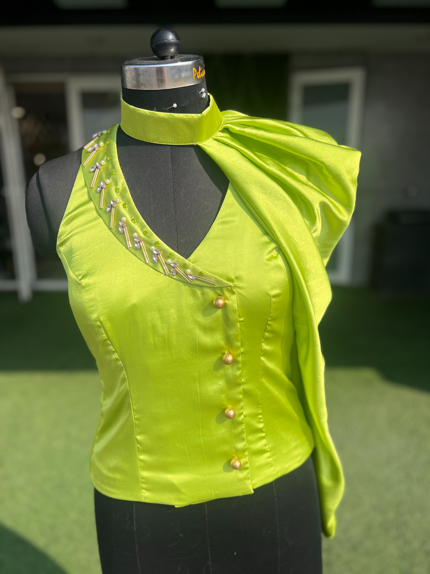 One-Shoulder Ruffle Top for Women – A Touch of Elegance