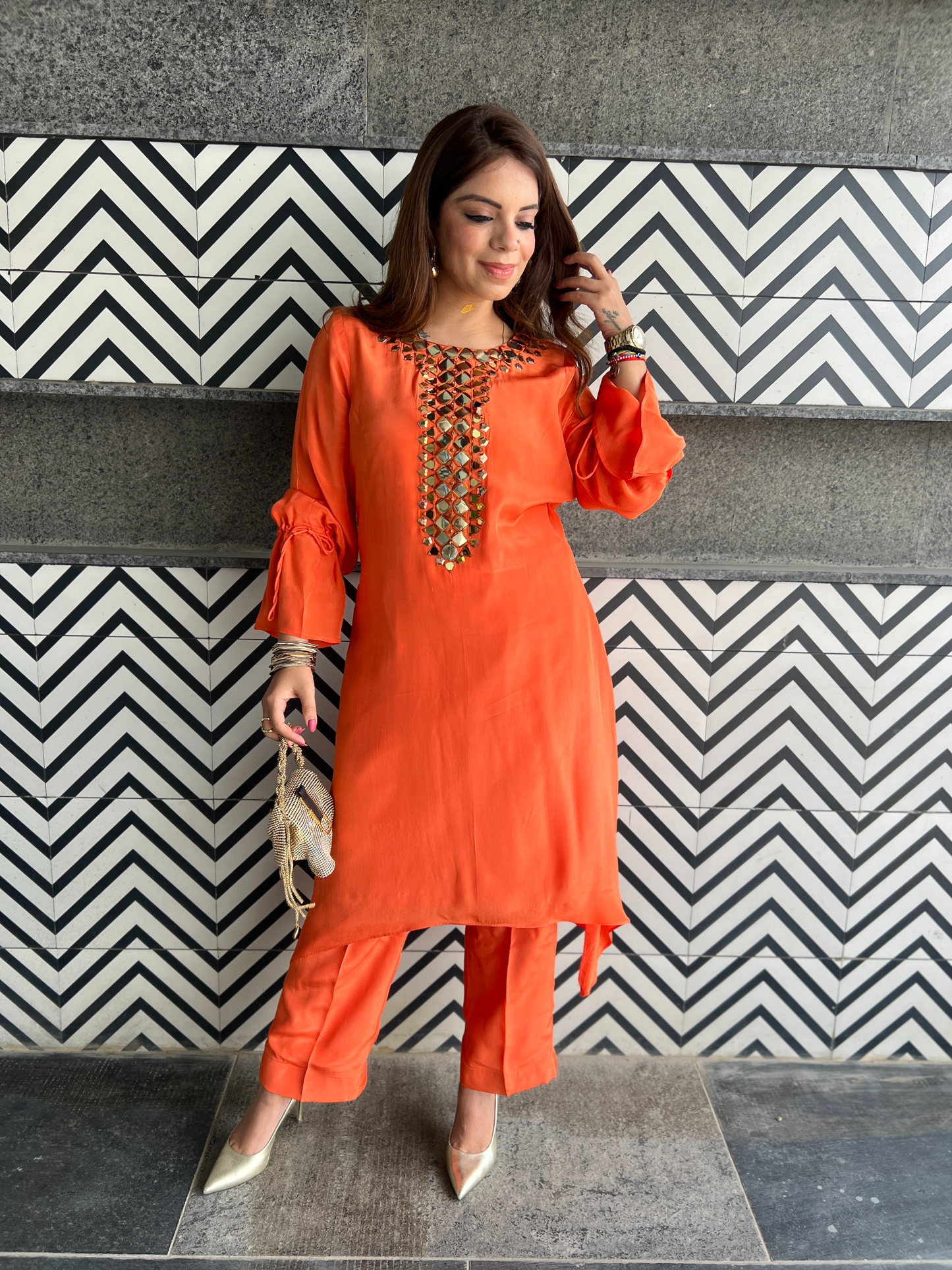 Sunehri Jhalak:Hand-Embroidered Mirror Work Kurta with Ruched Sleeves & Pants