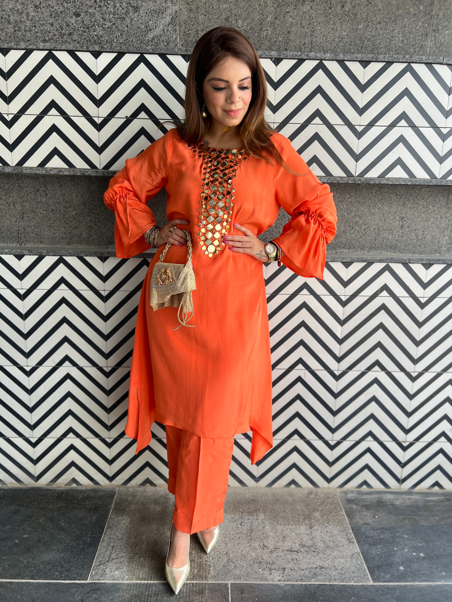 Sunehri Jhalak:Hand-Embroidered Mirror Work Kurta with Ruched Sleeves & Pants