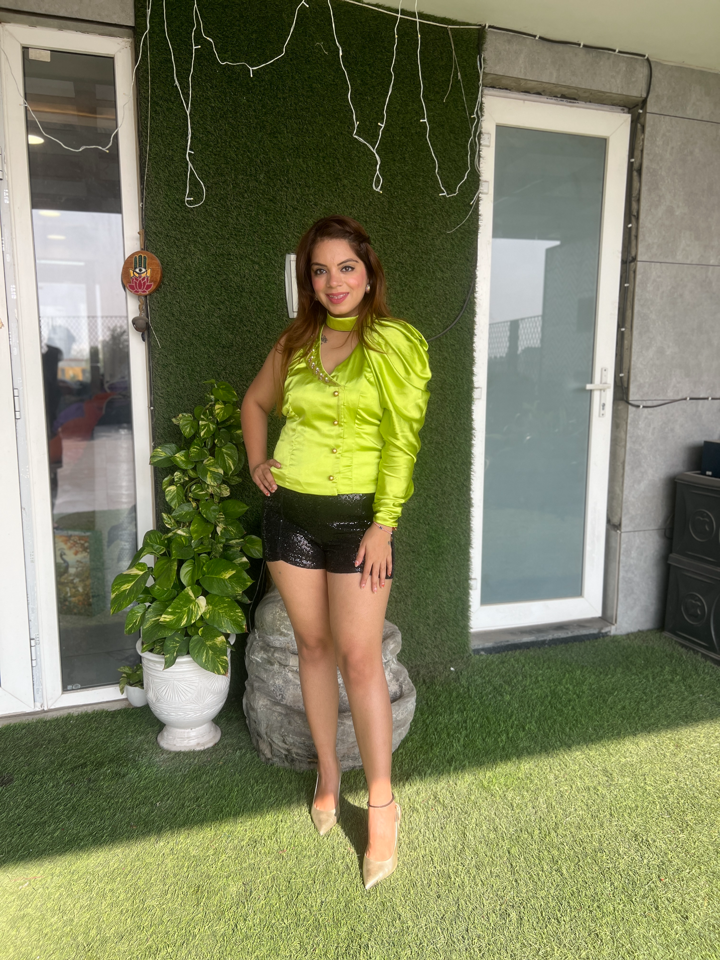 Trendy One-Shoulder Ruffle Top for Women – A Touch of Elegance