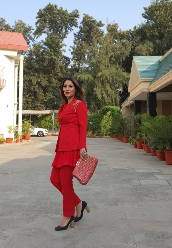 Elegant and stylish skirt coat trouser set for women – versatile and comfortable formal wear