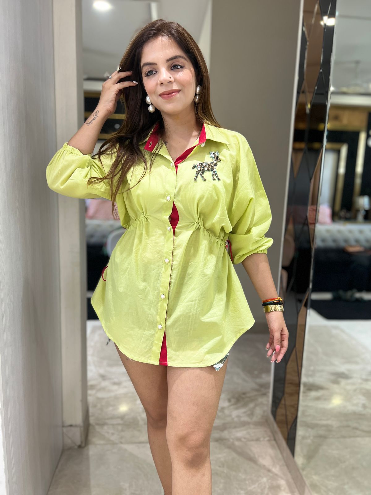 Trendy casual shirt in lime green with oversized fit and glam patch