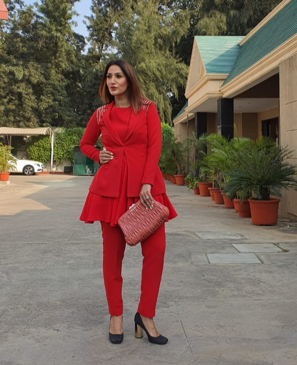 Elegant and stylish skirt coat trouser set for women – versatile and comfortable formal wear